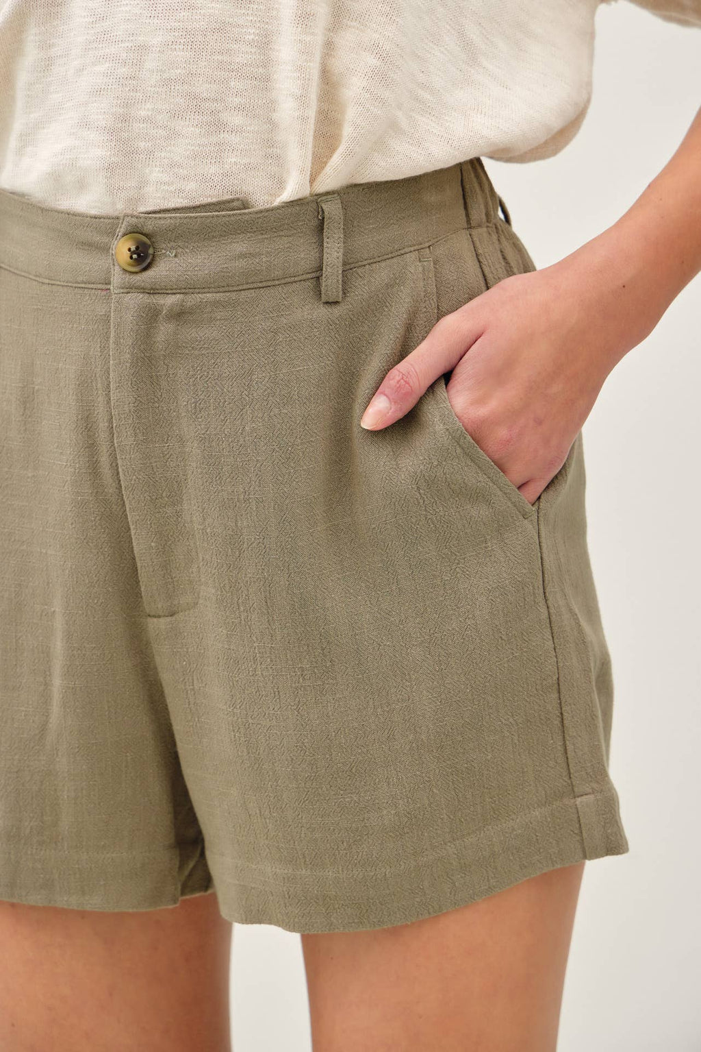 Spruce Linen Button Shorts