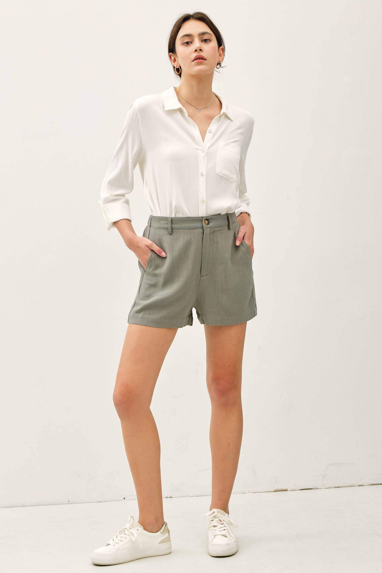 Spruce Linen Button Shorts