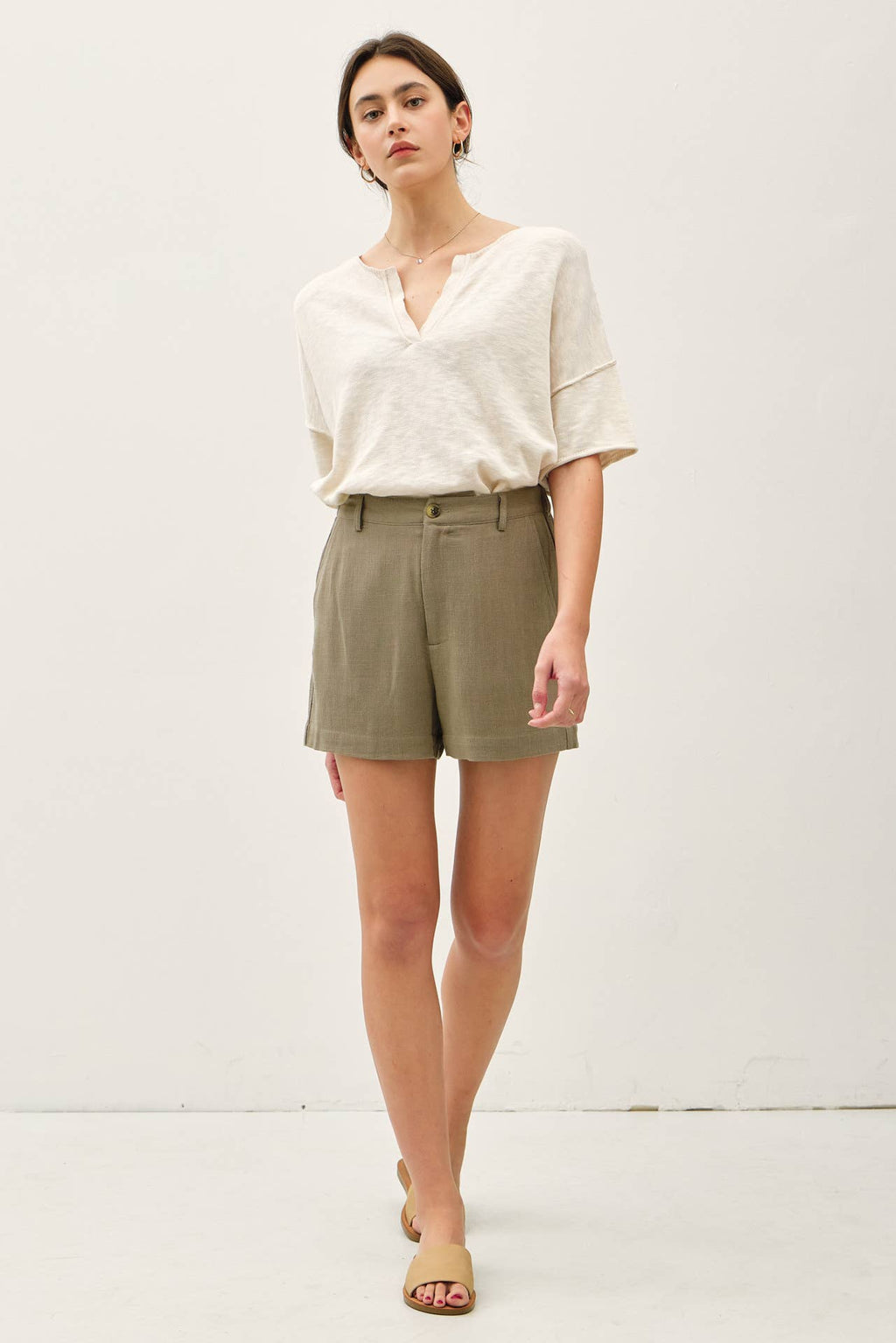 Spruce Linen Button Shorts
